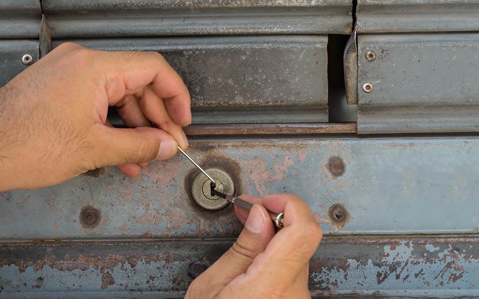 travail de serrurier Louvres